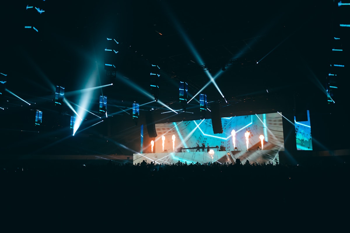 What is EDM? A Complete Guide to Electronic Dance Music